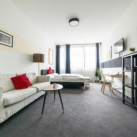 Full House Hostel Nurnberg - Shared Bath & Kitchen Bagian luar foto